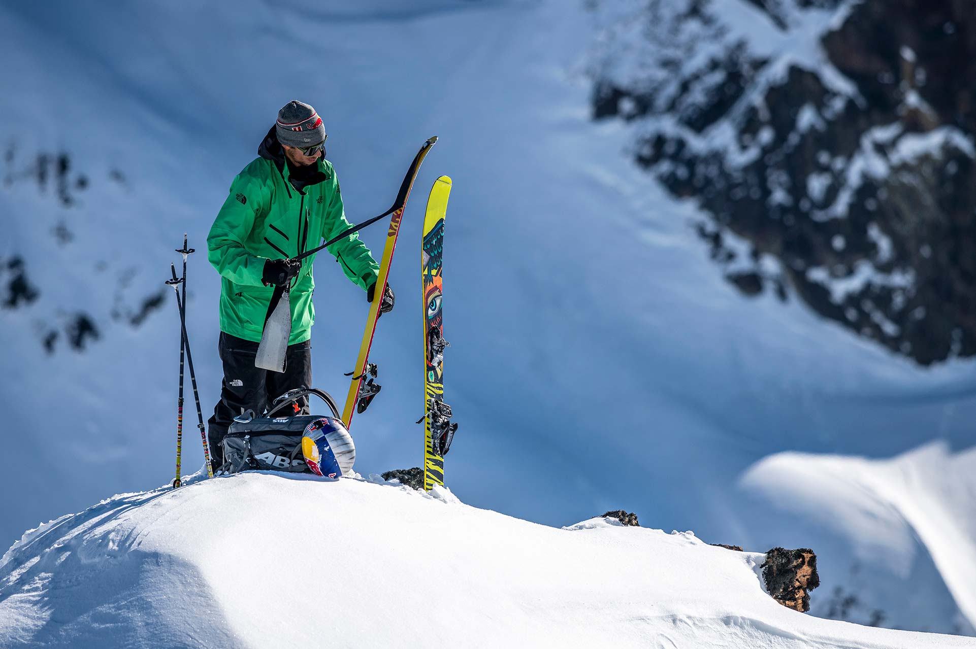 Ski touring skins tips & tricks for "mounting and pulling off